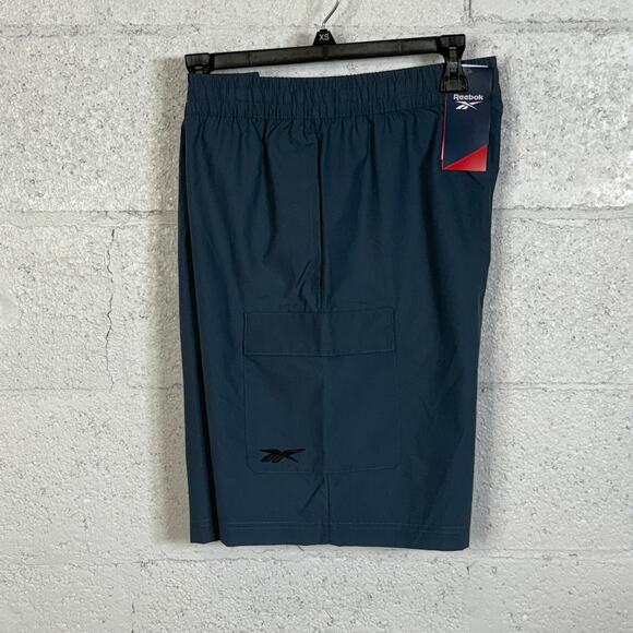 Reebok Men's Classics Uniform Regular-Fit 9" Cargo Shorts blue grey L MSRP $50 - Picture 2 of 8